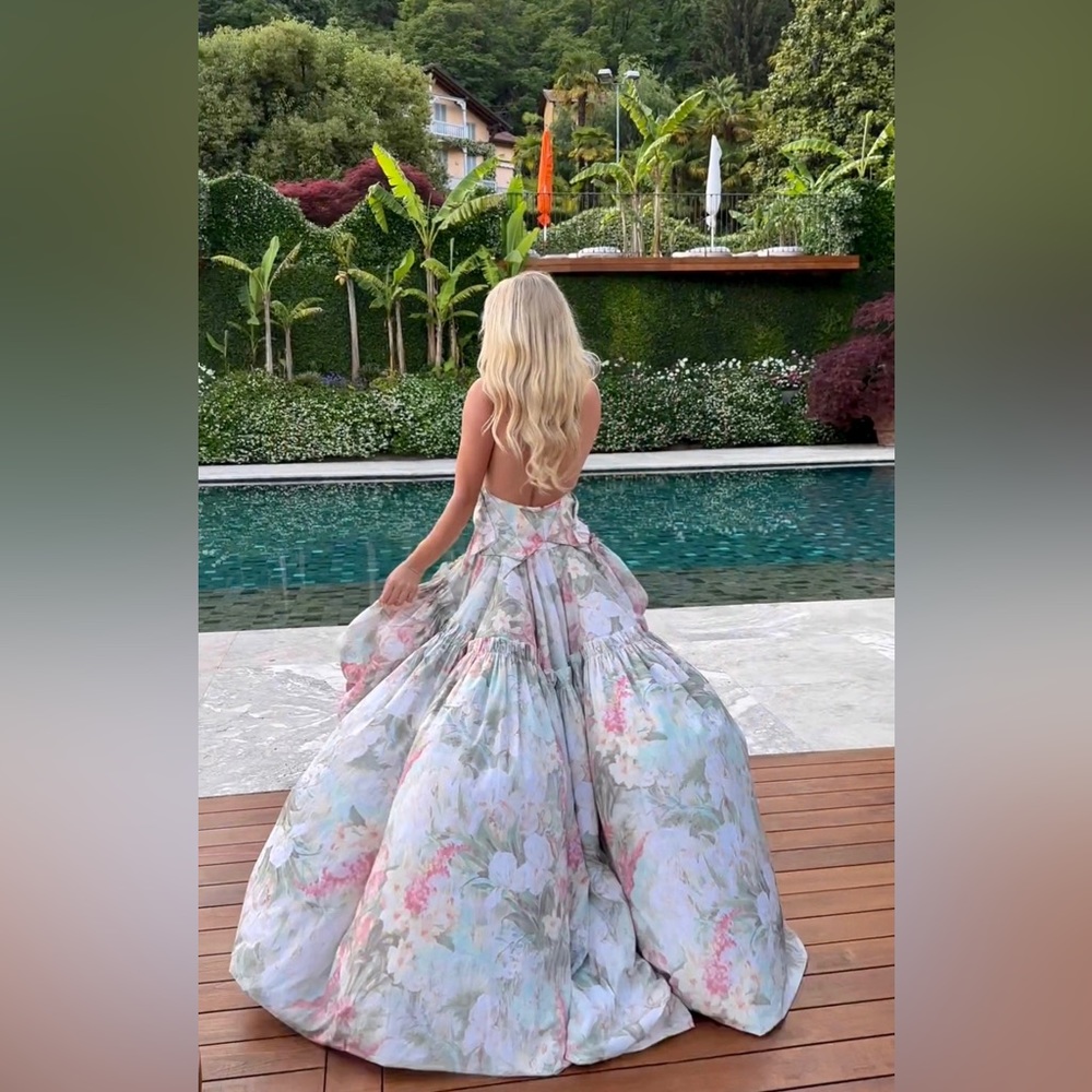 The most beautiful dress I ever worn in my life